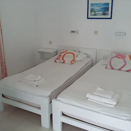 招待所 Galanis Place