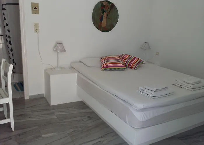 Galanis Place 招待所