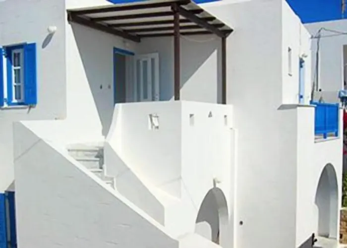 招待所 Galanis Place