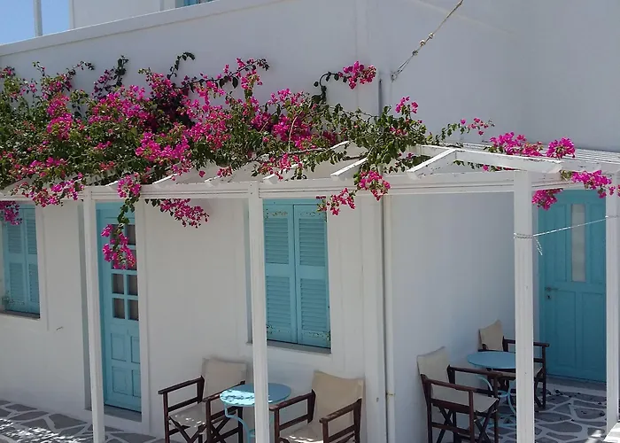 Galanis Place 招待所 安迪帕罗斯岛