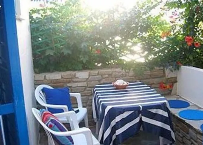 招待所 Galanis Place