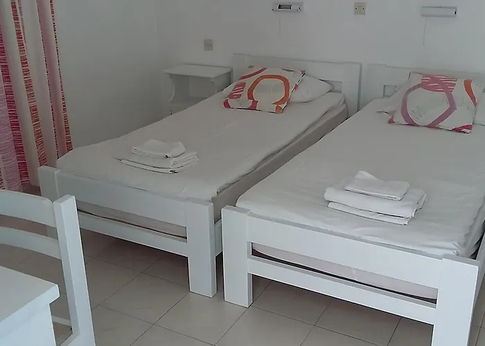 Πανσιόν Galanis Place 3*